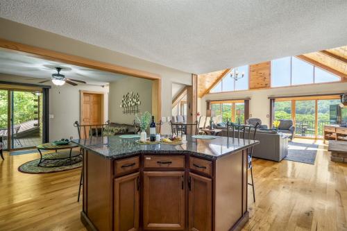 Valley Vista Retreat by charming vacation homes images (42)