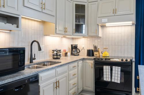 Deconess-Guest-House-by-Charming-vacation-homes-images-66