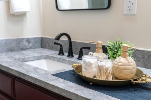 Deconess-Guest-House-by-Charming-vacation-homes-images-68